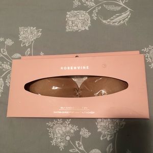 Self-adhesive push up bra